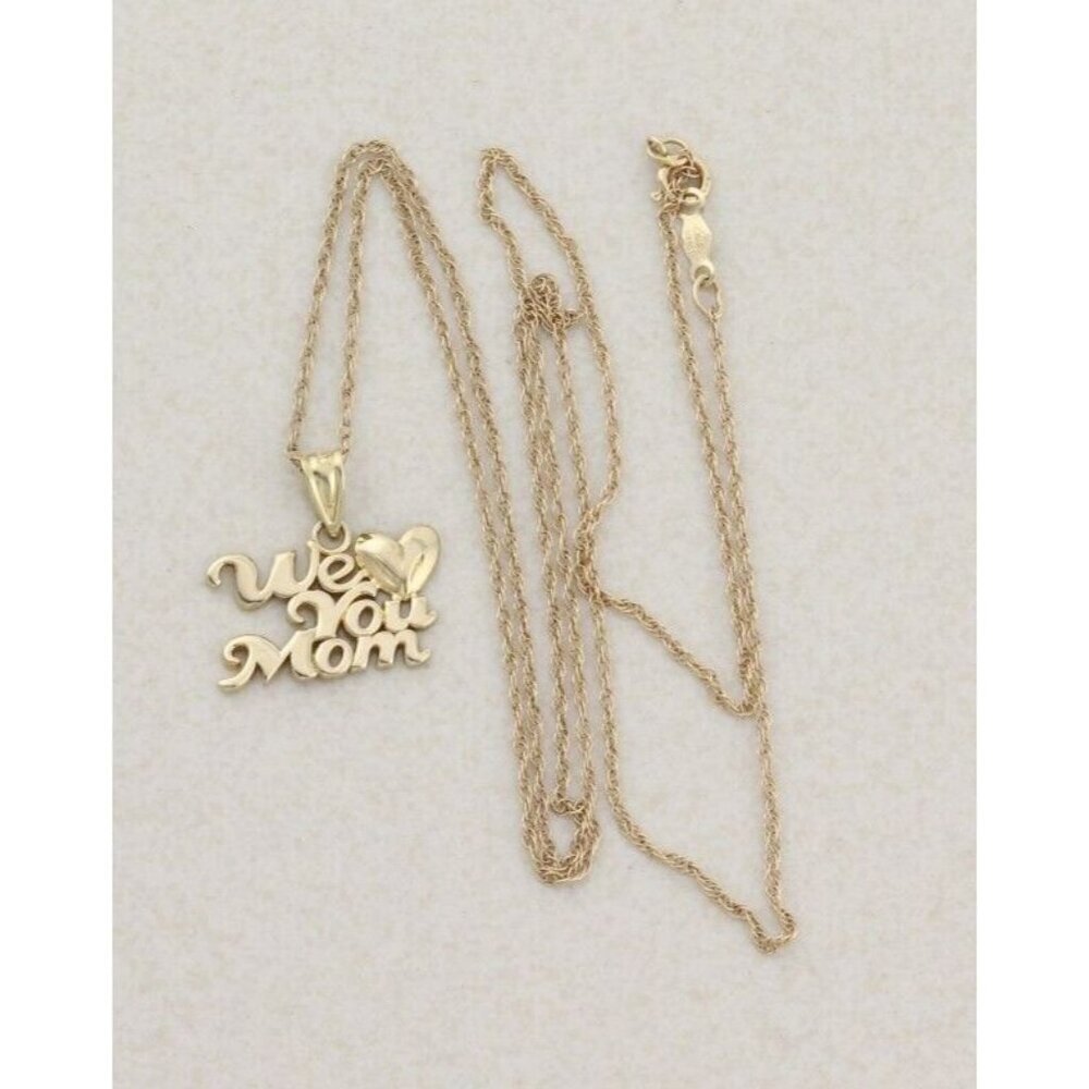 14k Yellow Gold We Love You Mom Heart Necklace 18" Chain - Picture 3 of 7